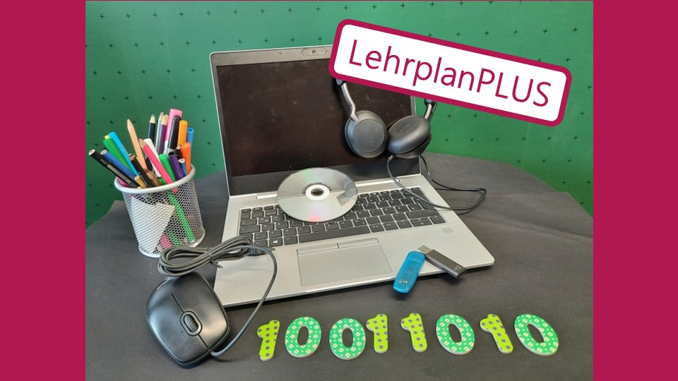 Illustrierendes Bild für das Fach Informatik mit dem Logo LehrplanPLUS